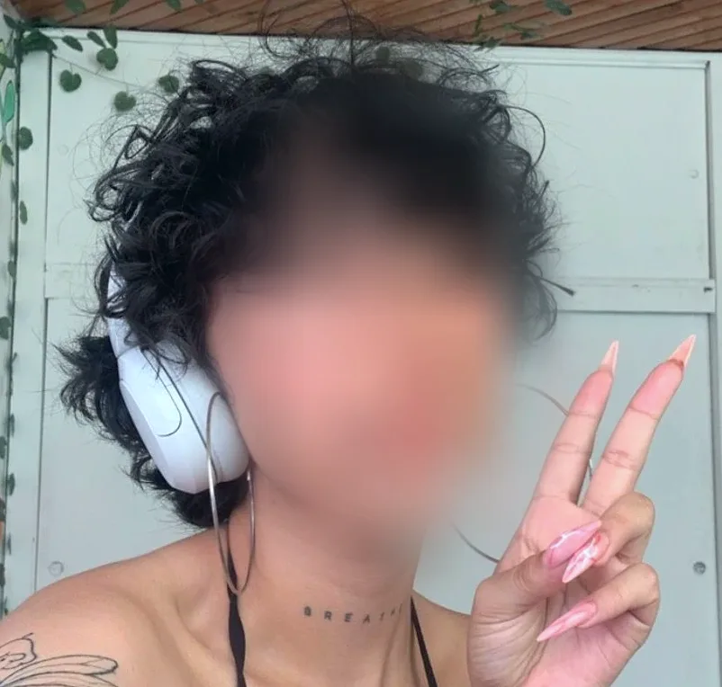 Elisa, 26
