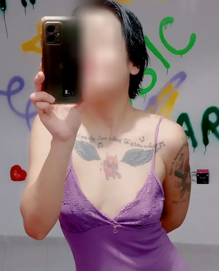Enni, 21