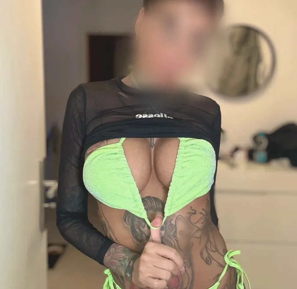Susanna, 37