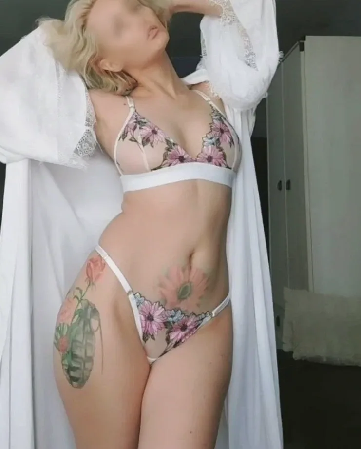Veera, 33